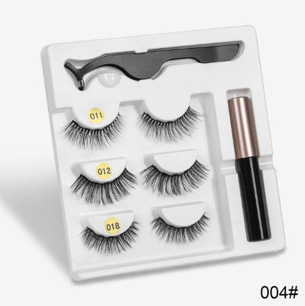A Pair Of False Eyelashes With Magnets In Fashion - NOMAN STORE LLC