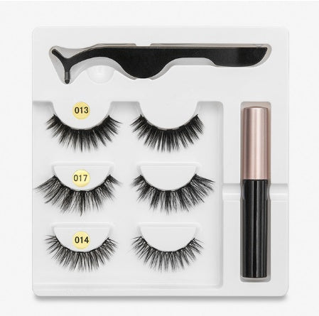 A Pair Of False Eyelashes With Magnets In Fashion - NOMAN STORE LLC