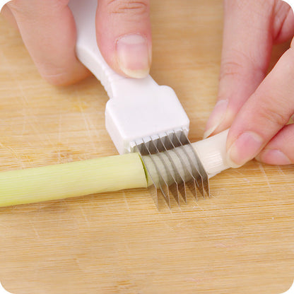 Kitchen chopping onion - NOMAN STORE LLC