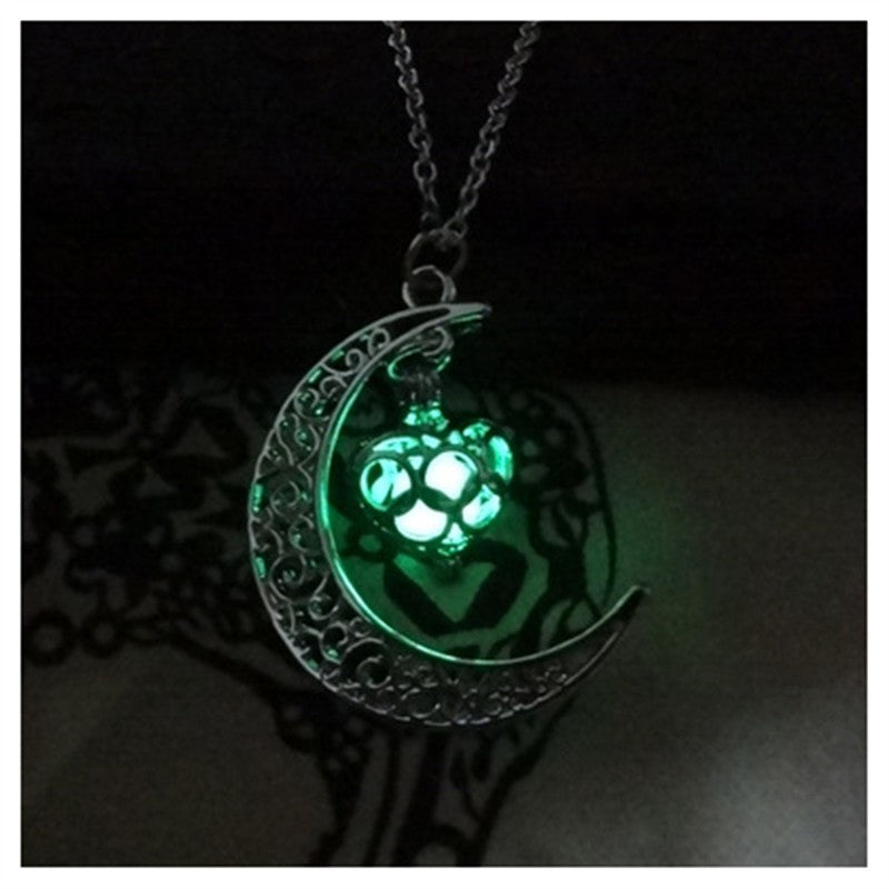 Glowing Pendant Necklaces Silver Plated Chain Necklaces - NOMAN STORE LLC