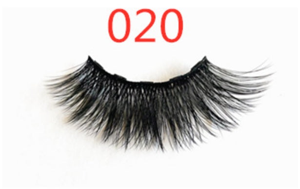 A Pair Of False Eyelashes With Magnets In Fashion - NOMAN STORE LLC