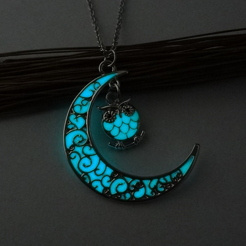 Glowing Pendant Necklaces Silver Plated Chain Necklaces - NOMAN STORE LLC