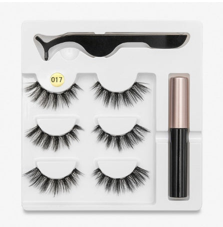 A Pair Of False Eyelashes With Magnets In Fashion - NOMAN STORE LLC