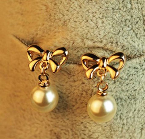 Hypoallergenic Heart-shaped Zircon Earrings Women's Bow Pearl Earrings - NOMAN STORE LLC