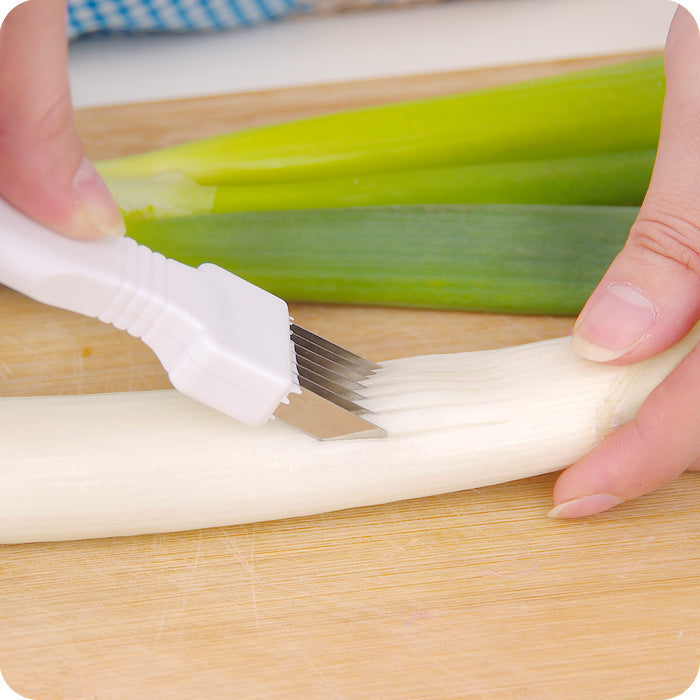 Kitchen chopping onion - NOMAN STORE LLC