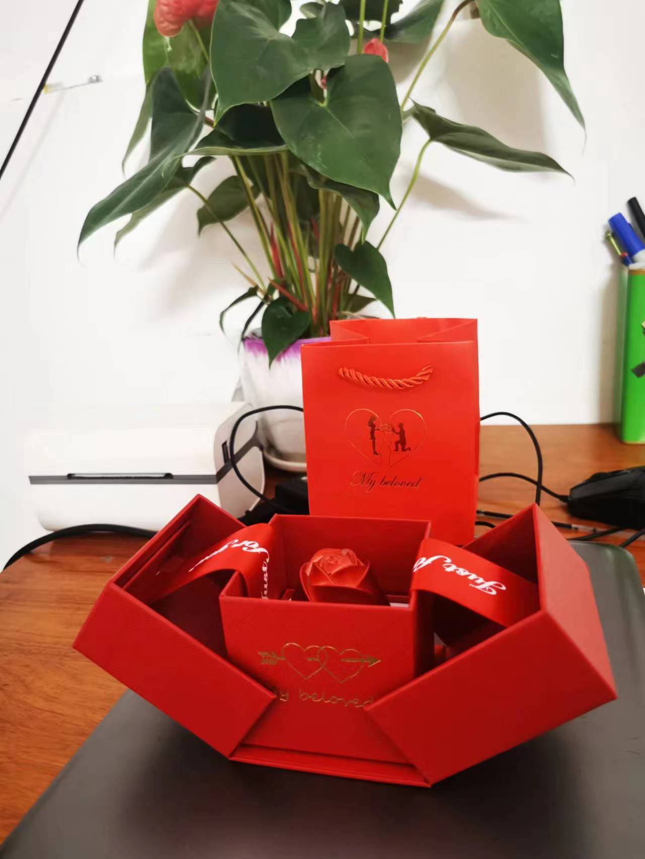 100 Languages I Love You Projection Necklace - NOMAN STORE LLC